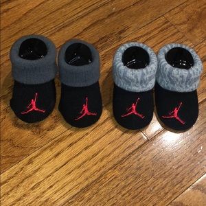 New born Jordan socks
